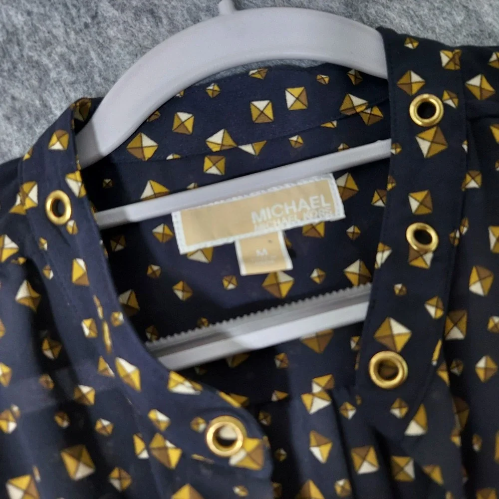 Michael‎ Kors Blouse Women M Black Gold Stud Print Grommet Neck Button Front Top
